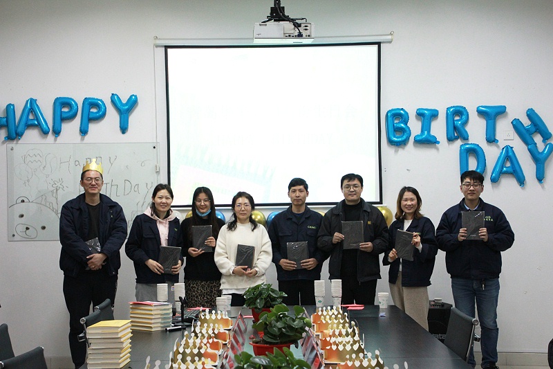 青島中新華美：?jiǎn)T工生日會(huì)，濃濃溫情暖人心