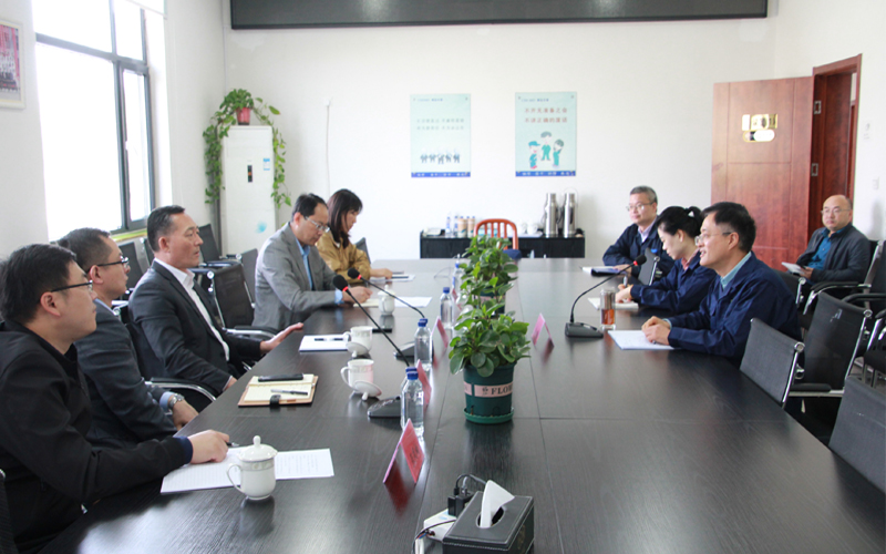 城陽區(qū)政協(xié)主席高尚倫一行蒞臨青島中新華美調研