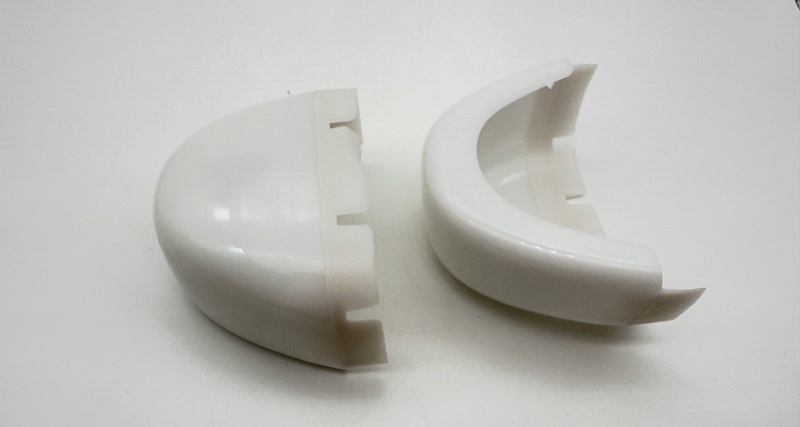 勞保鞋頭材料升級(jí)，中新華美改性PC合金塑料顆粒成優(yōu)選方案