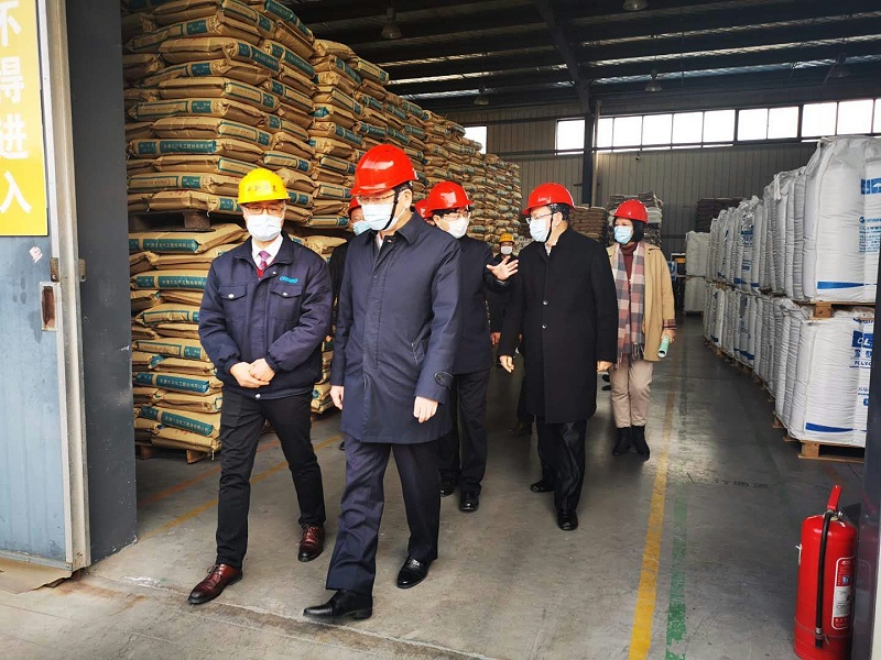 青島市走訪復(fù)工復(fù)產(chǎn)臺資企業(yè)--青島中新華美塑料有限公司