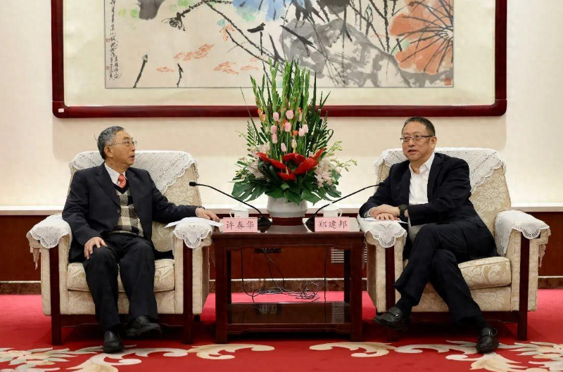 全國人大常委會副委員長、民革中央主席鄭建邦會見臺灣奇美集團(tuán)董事長許春華