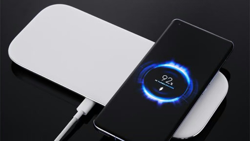 探究：無線充電器為何青睞阻燃PC合金材料？