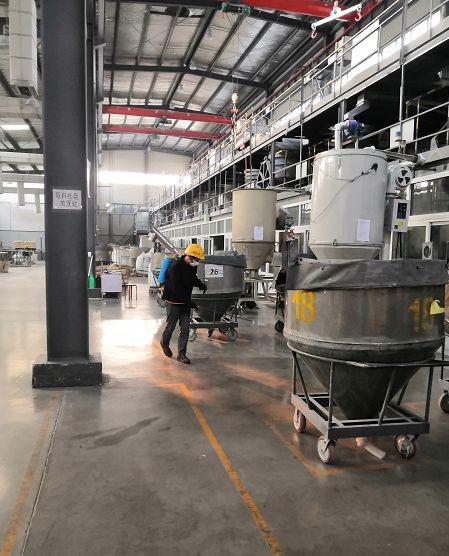 生產(chǎn)車間消毒防護(hù)--青島中新華美塑料有限公司