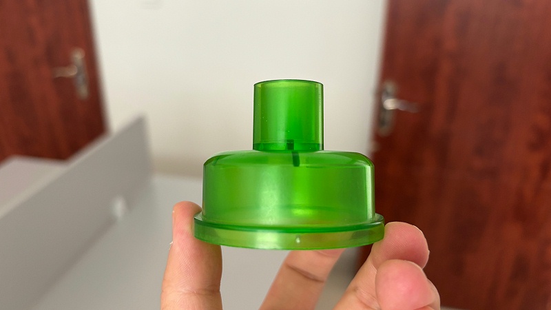 血液透析器端帽用染色PC材料